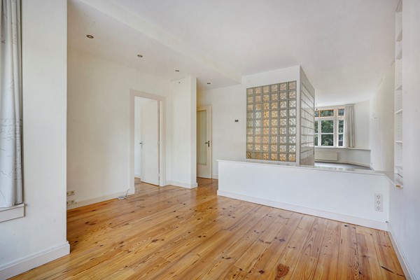 Medium property photo - Stuyvesantstraat 335, 2593 GK Den Haag